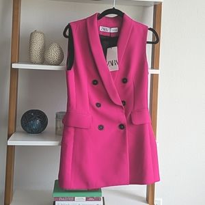 Zara sleeveless hot pink blazer